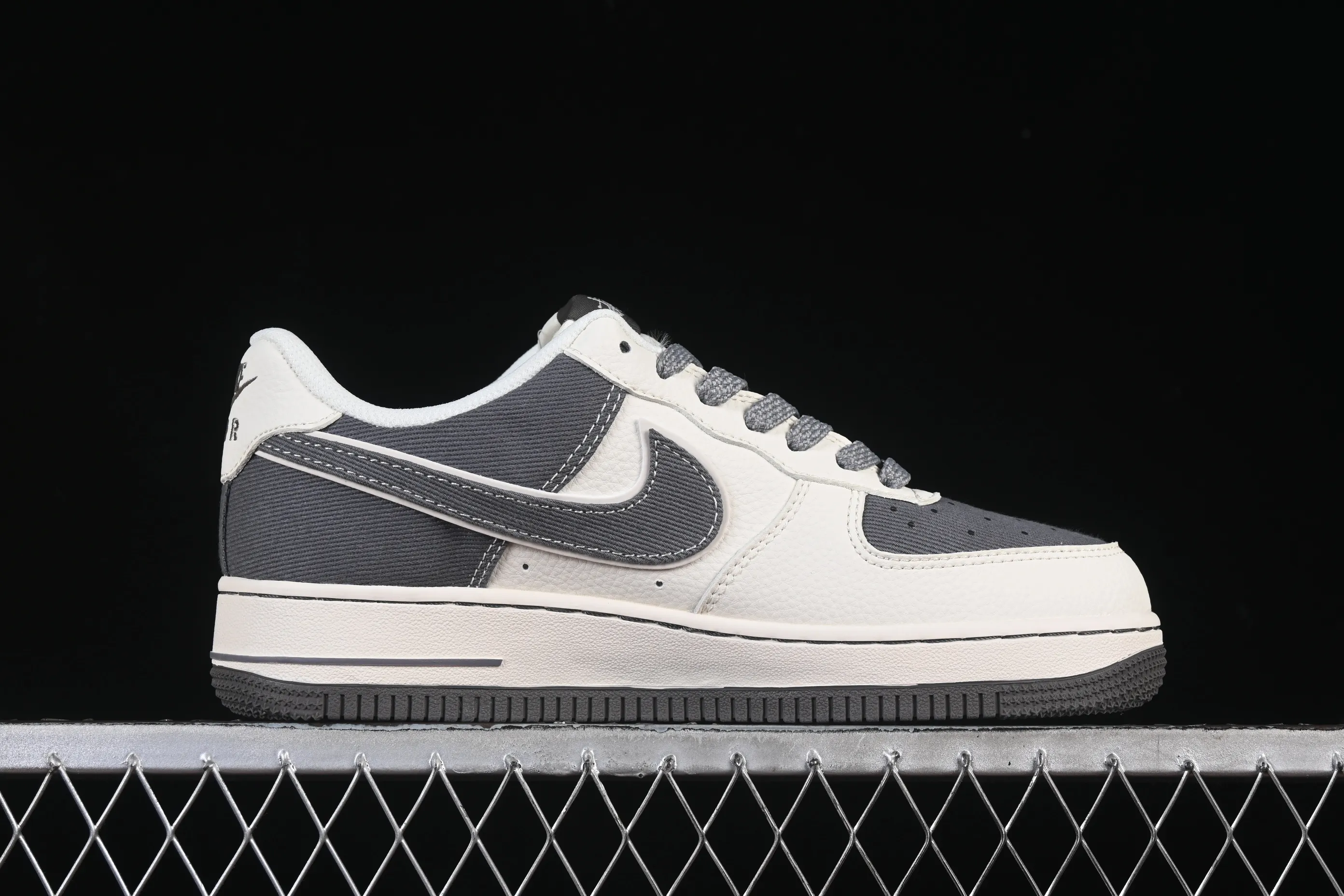 All categories Nk Air Force 1 Air Force series Nk Air Force 1 Low Air Force low-top Nike Air Force 1'07 Low Stusi co-branded rice dark gray canvas Air Force 1 low-top casual sneakers JP8028-011